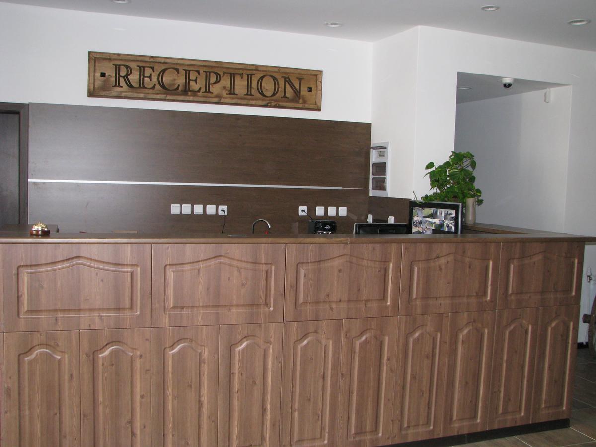 Park Hotel Eagle Stone 코프리브시티차 외부 사진