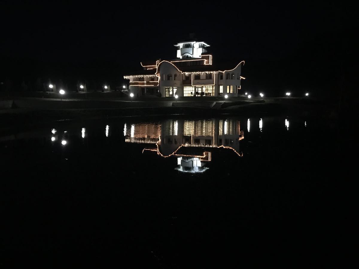 Park Hotel Eagle Stone 코프리브시티차 외부 사진